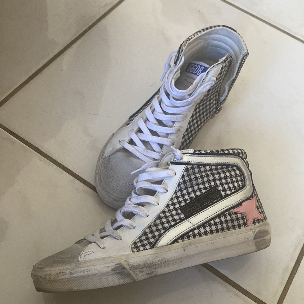 Like new Golden Goose sneakers